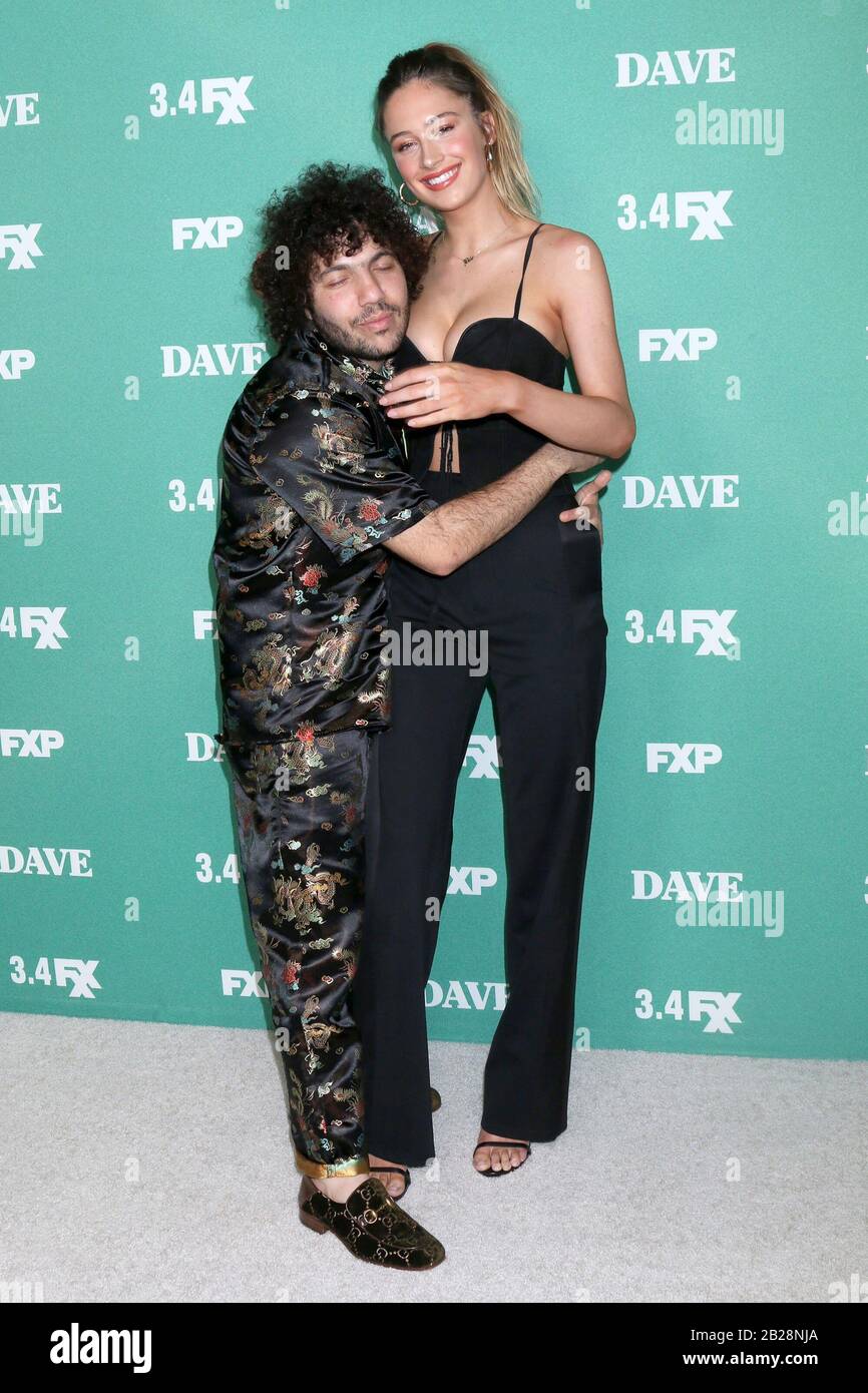 Los Angeles, CA. 27th Feb, 2020. Benny Blanco, Elsie Hewitt at arrivals