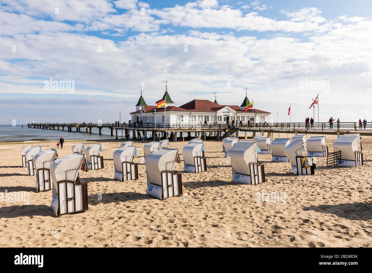 Historical Pier Hi-res Stock Photography And Images - Alamy