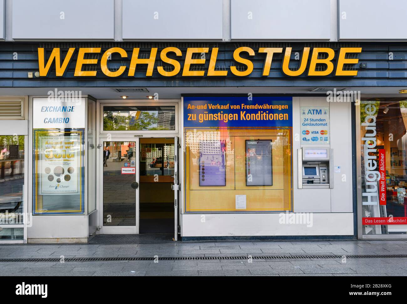 Wechselstube, Europacenter, Breitscheidplatz, Charlottenburg, Berlin, Deutschland Stock Photo