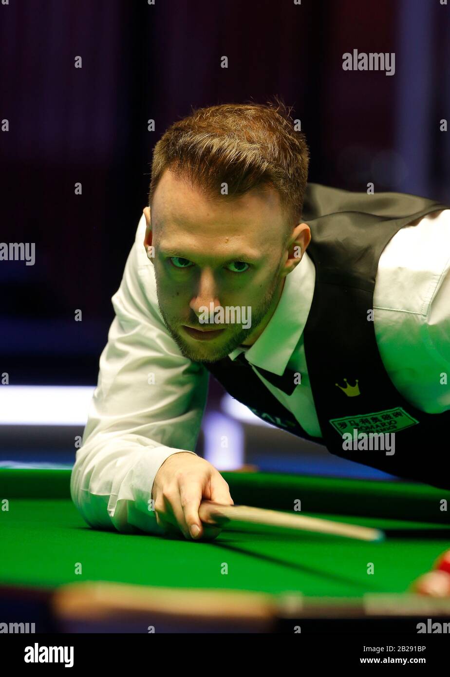 2020 world snooker championship hi-res stock photography and images