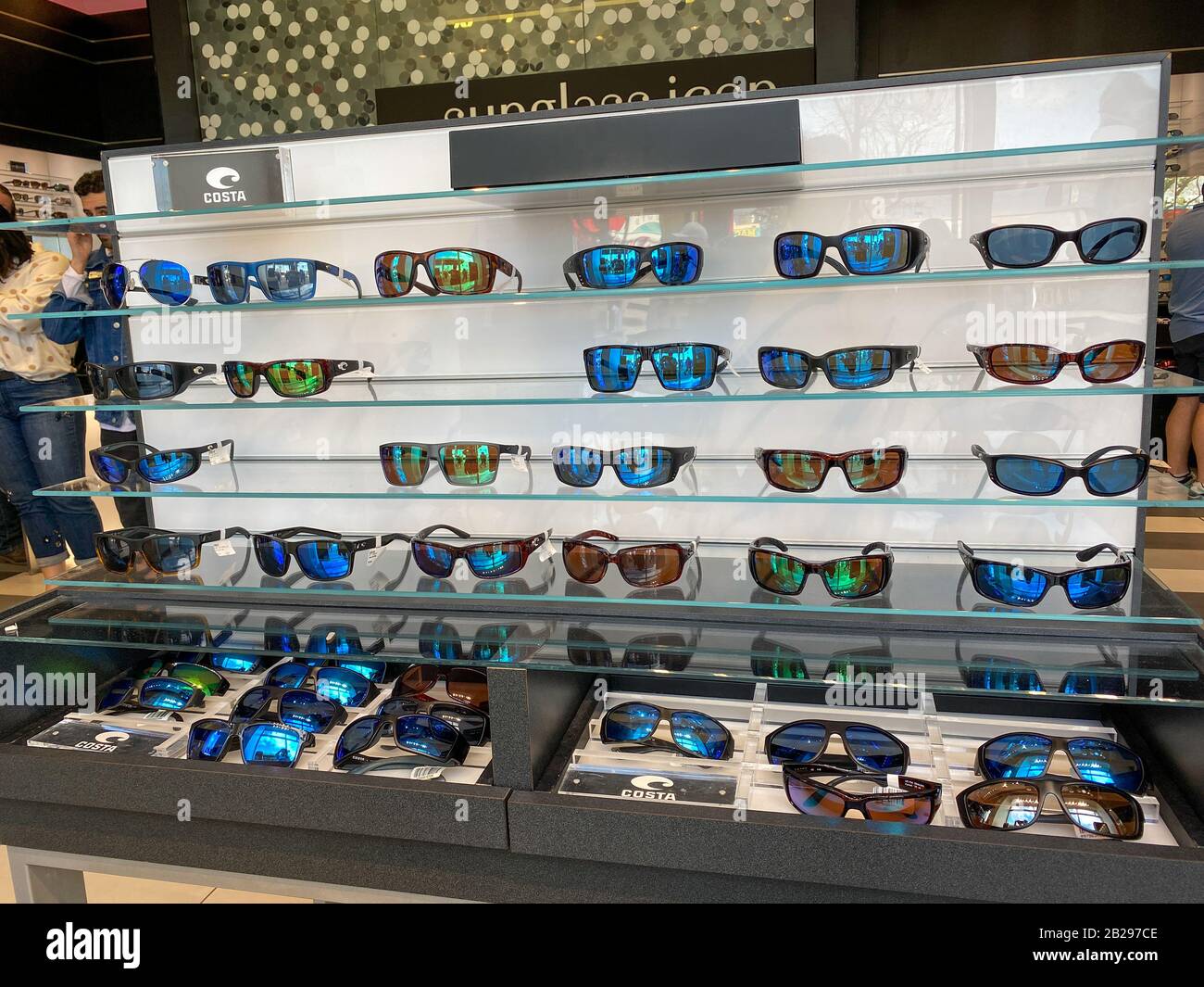 Mast General Store | Ferg XL 580P Sunglasses - Polarized Polycarbonate