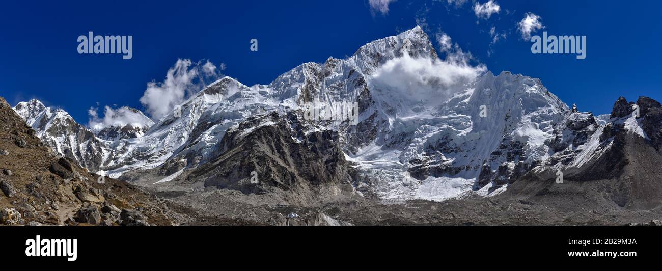 Panorama of Mount Everest and Lhotse, two of the highest mountains in the world, of Himalayas in Nepal Stock Photo