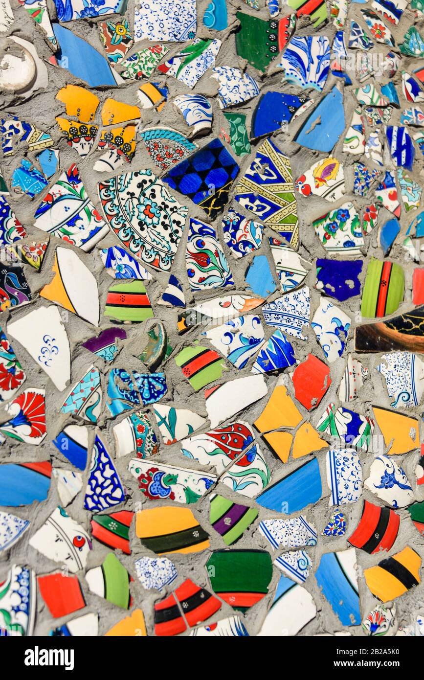 Broken tiles hi-res stock photography and images - Alamy