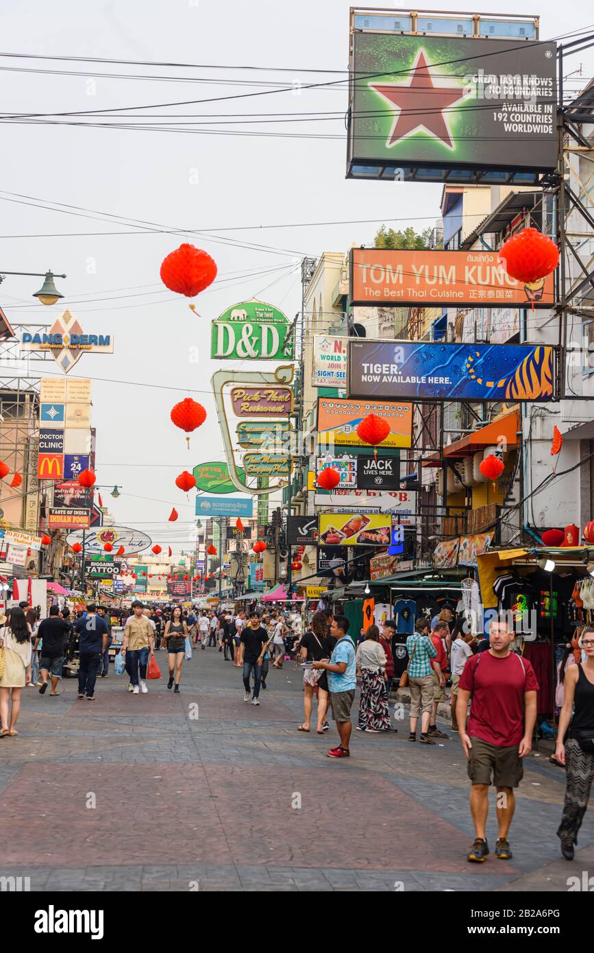 Khaosan Road, a famous walking street with bars and night clubs, in