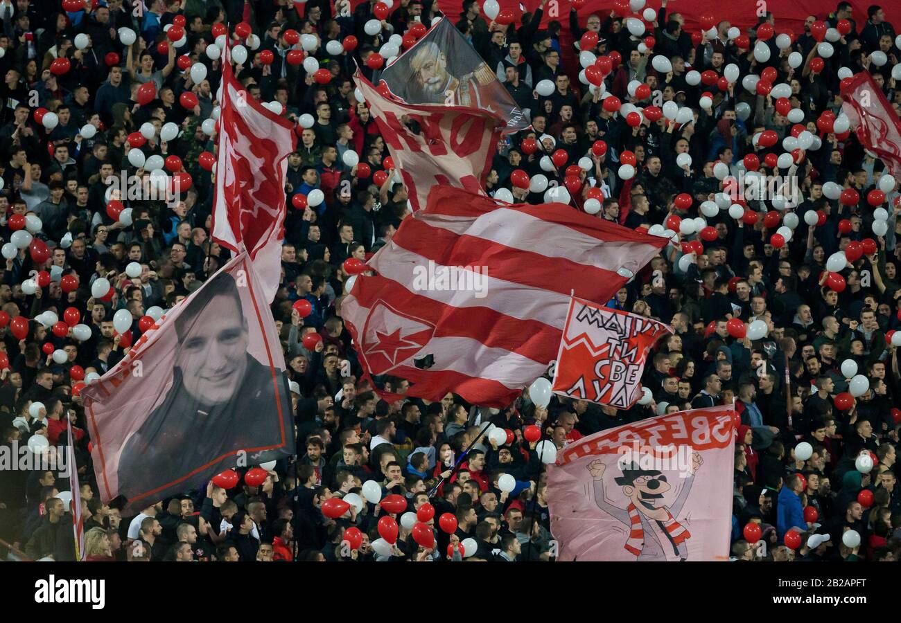 Players of FK Crvena zvezda applaud the fans after the team's