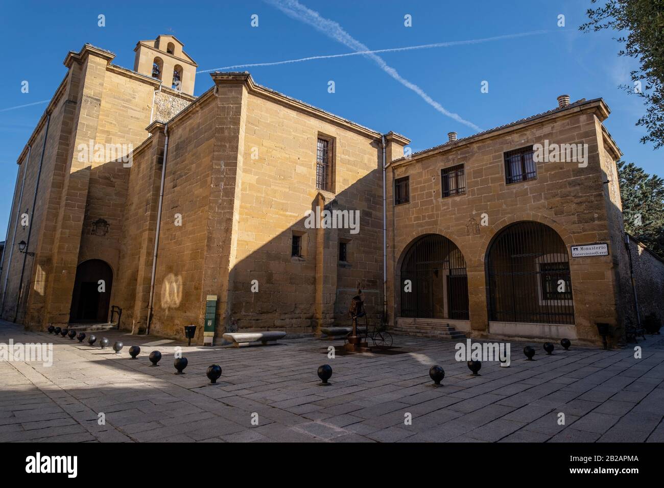 Monasterio de Nuestra Señora de la Anunciación, cisterciense, siglo XVII, Santo  Domingo de la Calzada, La Rioja, Spain Stock Photo - Alamy