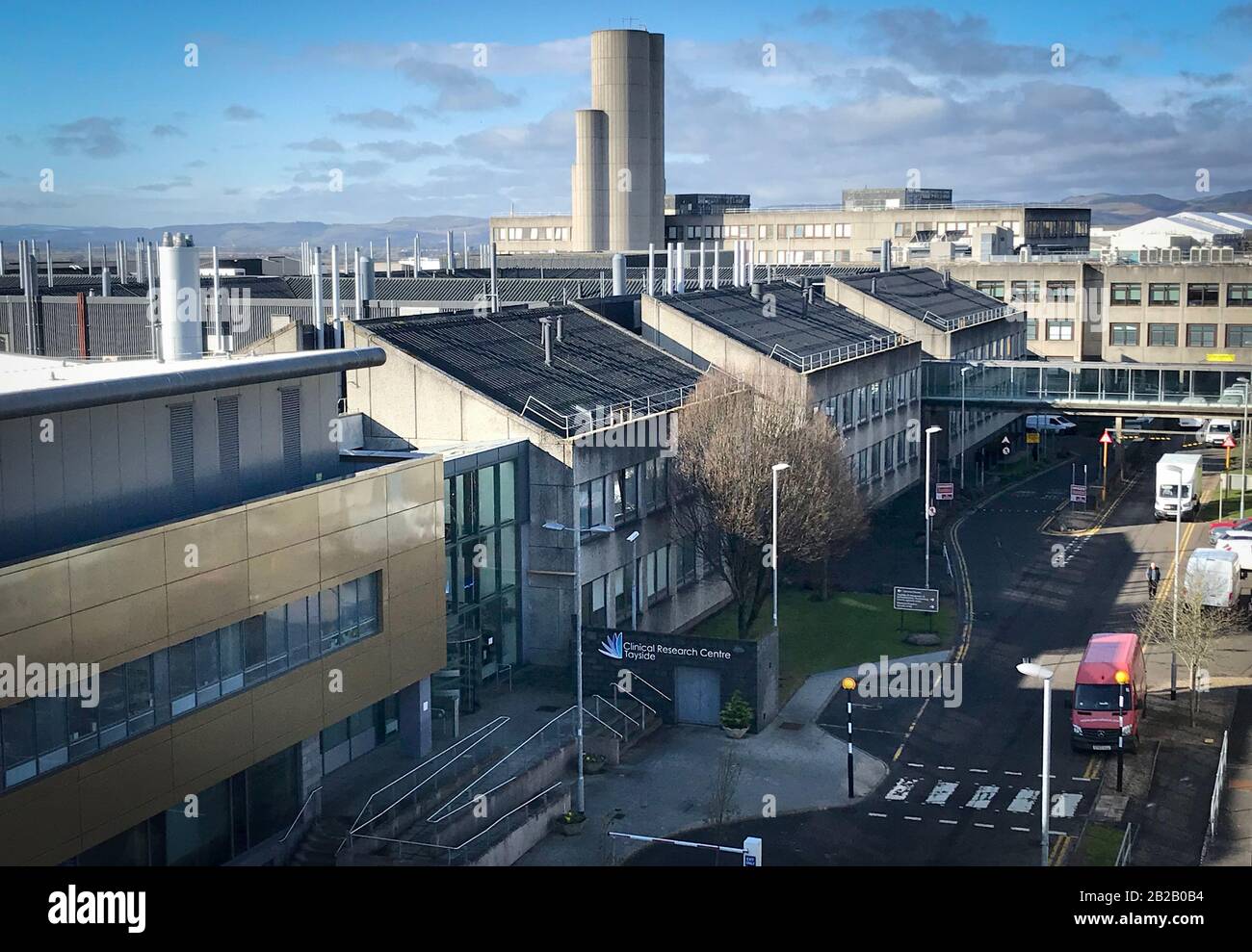 General view of Ninewells Hospital, Dundee, Tayside Stock Photo Alamy