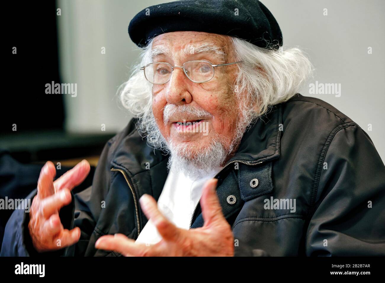 Managua, Nicaragua. 1st Mar, 2020. 25.06.2014, the Nicaraguan, Catholic priest, socialist politician and poet Ernesto Cardenal Martínez as the award winner at the awarding of Theodor Wanner Prize in the Allianz Forum in Berlin. Ernesto Cardenal died on March 1st, 2020 in Managua, Nicaragua. | usage worldwide Credit: dpa/Alamy Live News Stock Photo