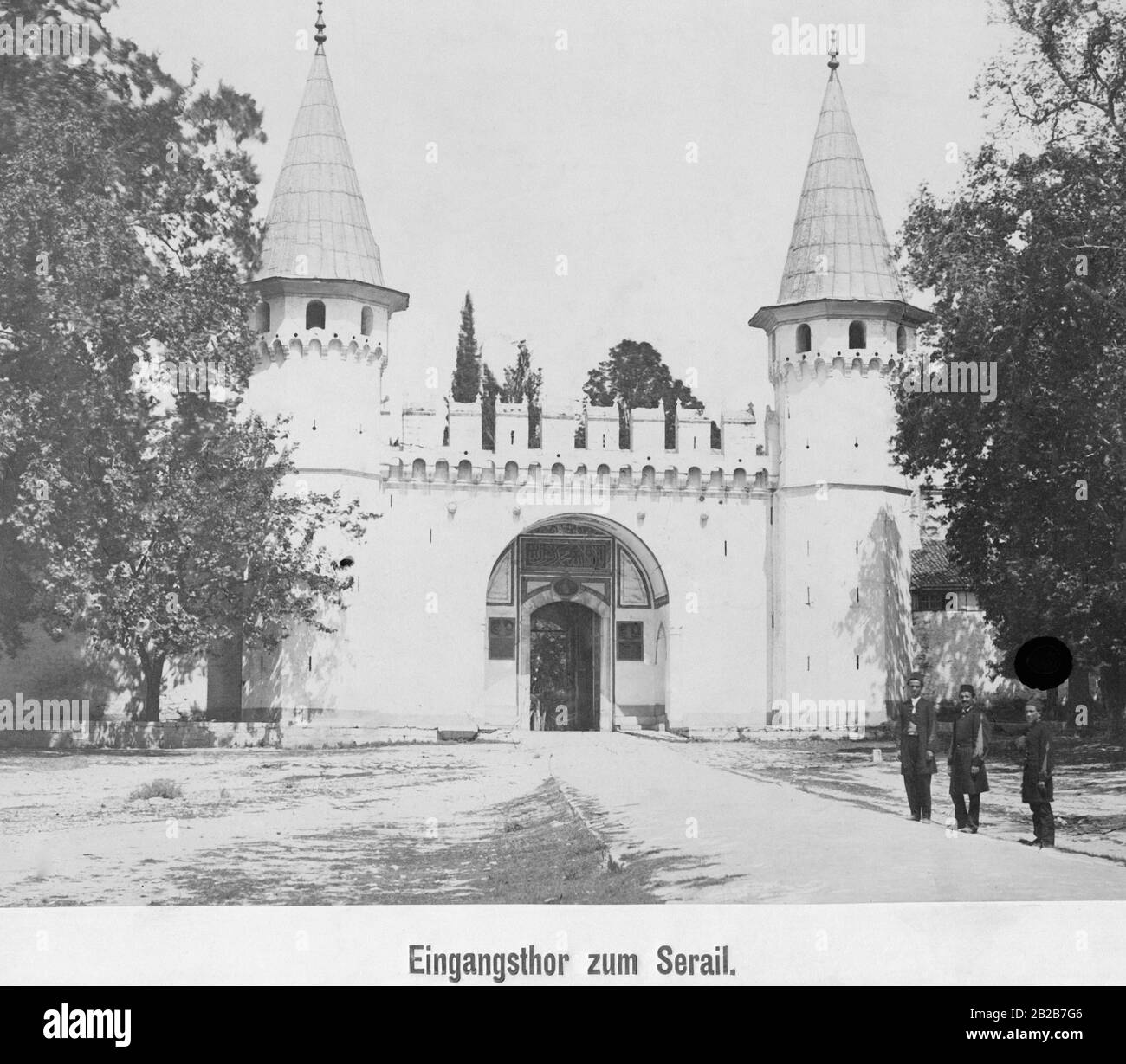 The entrance gate to Topkapi Palace in Istanbul, which served for centuries as the residence and seat of government of the Ottoman sultans and the administrative center of the Ottoman Empire. The photo is undated. Stock Photo