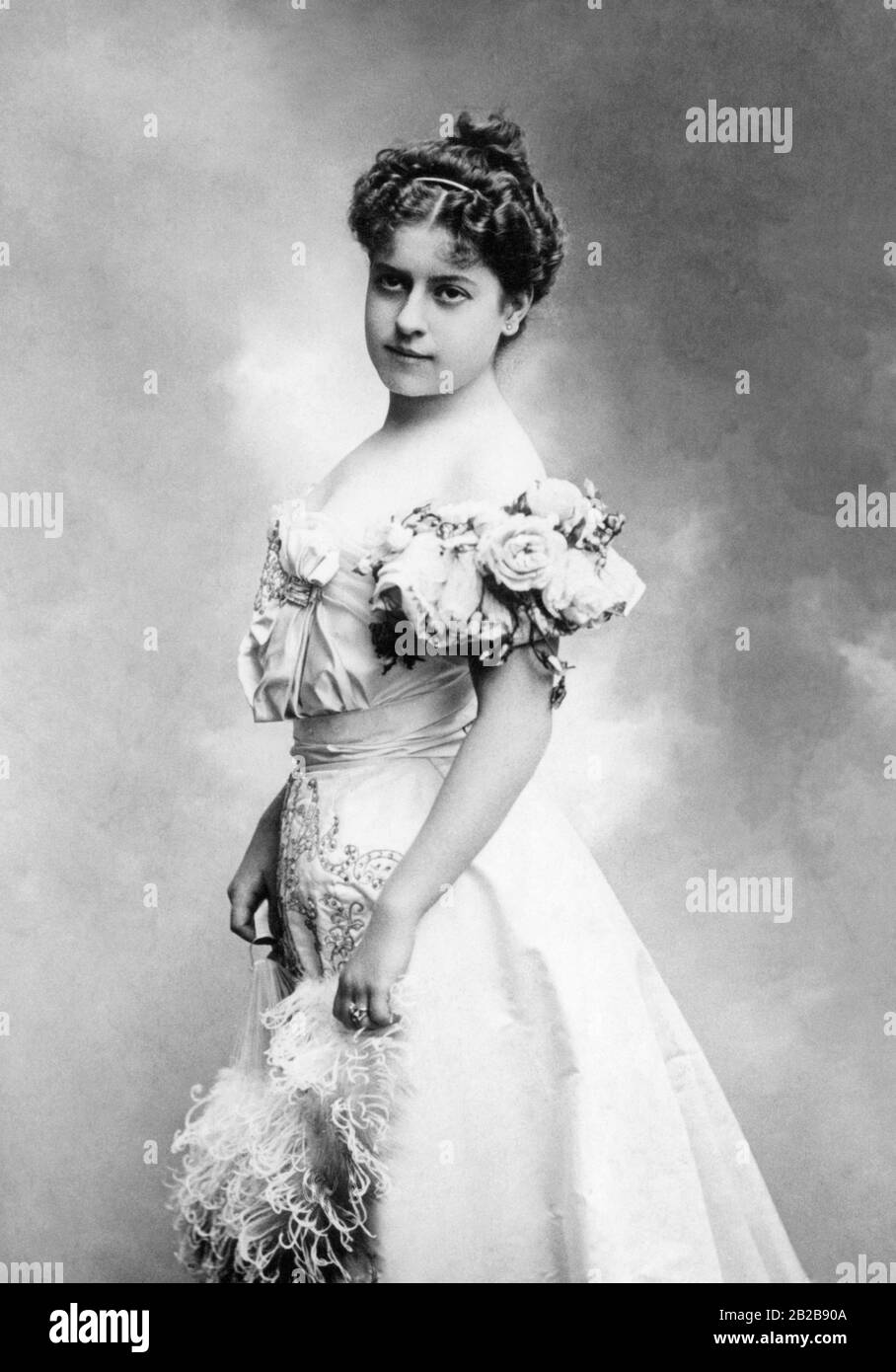 Portrait of the court actress Rosa Albach-Retty and mother of the film ...