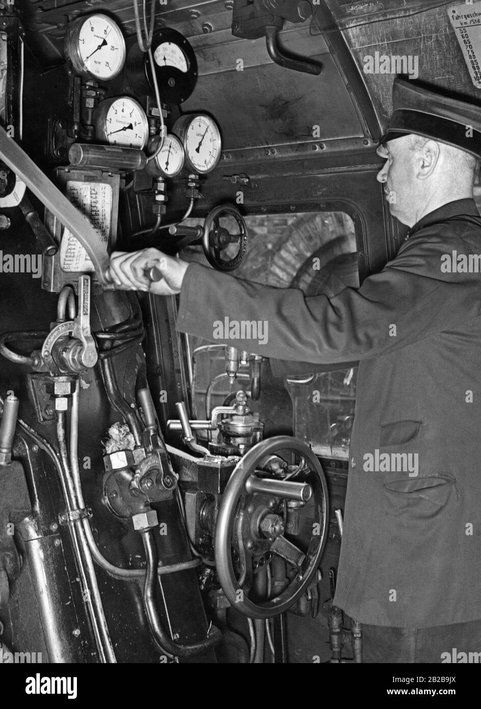 engineer hires stock photography and images Alamy