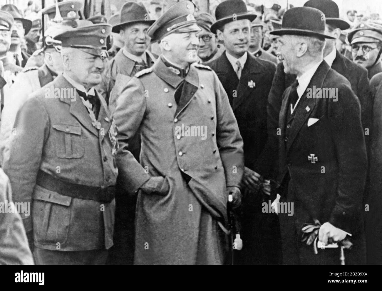 Reichswehr General Kurt von Schleicher and Franz von Papen are having a conversation. Franz von Papen was appointed Vice Chancellor in the 1st cabinet of Adolf Hitler one year later. Stock Photo