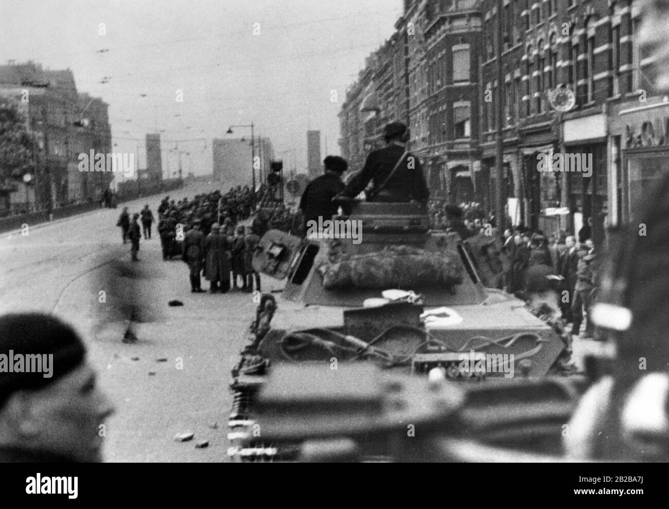 Invasion of Holland 1940: Picture shows marching in of German troops ...