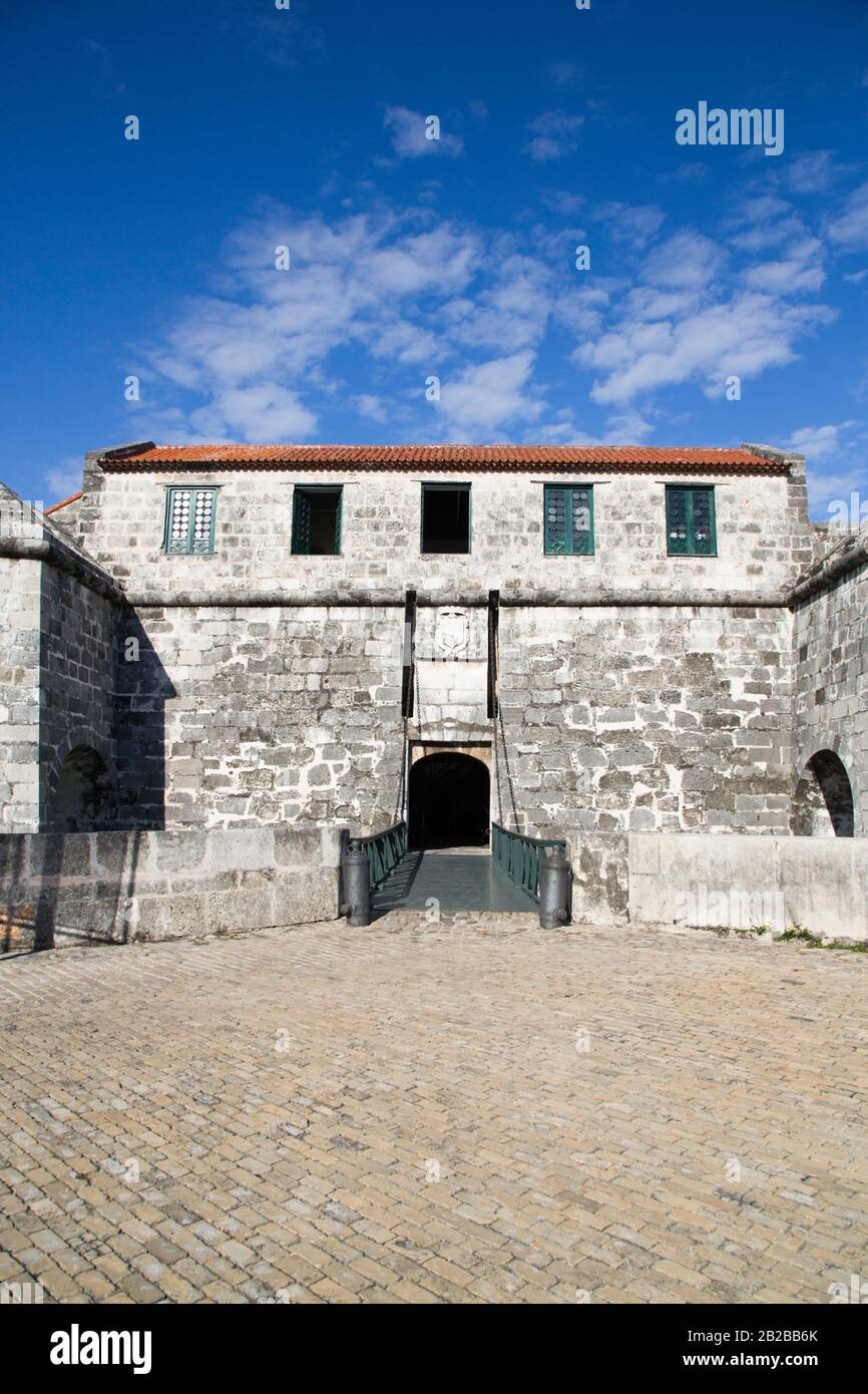 Castillo de la real fuerza hires stock photography and images Alamy
