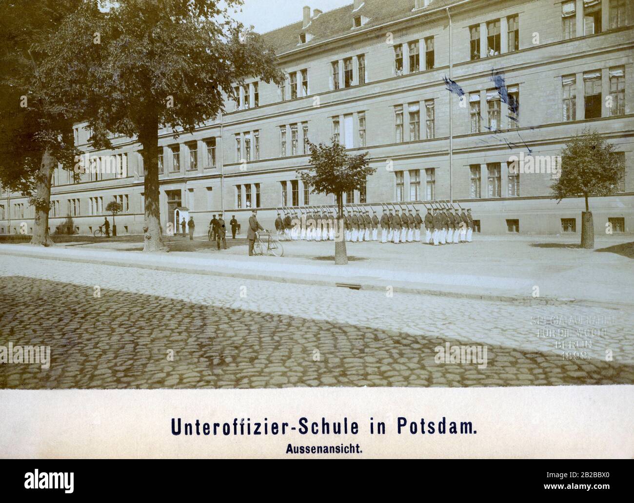 Commissioned school building hires stock photography and images Alamy