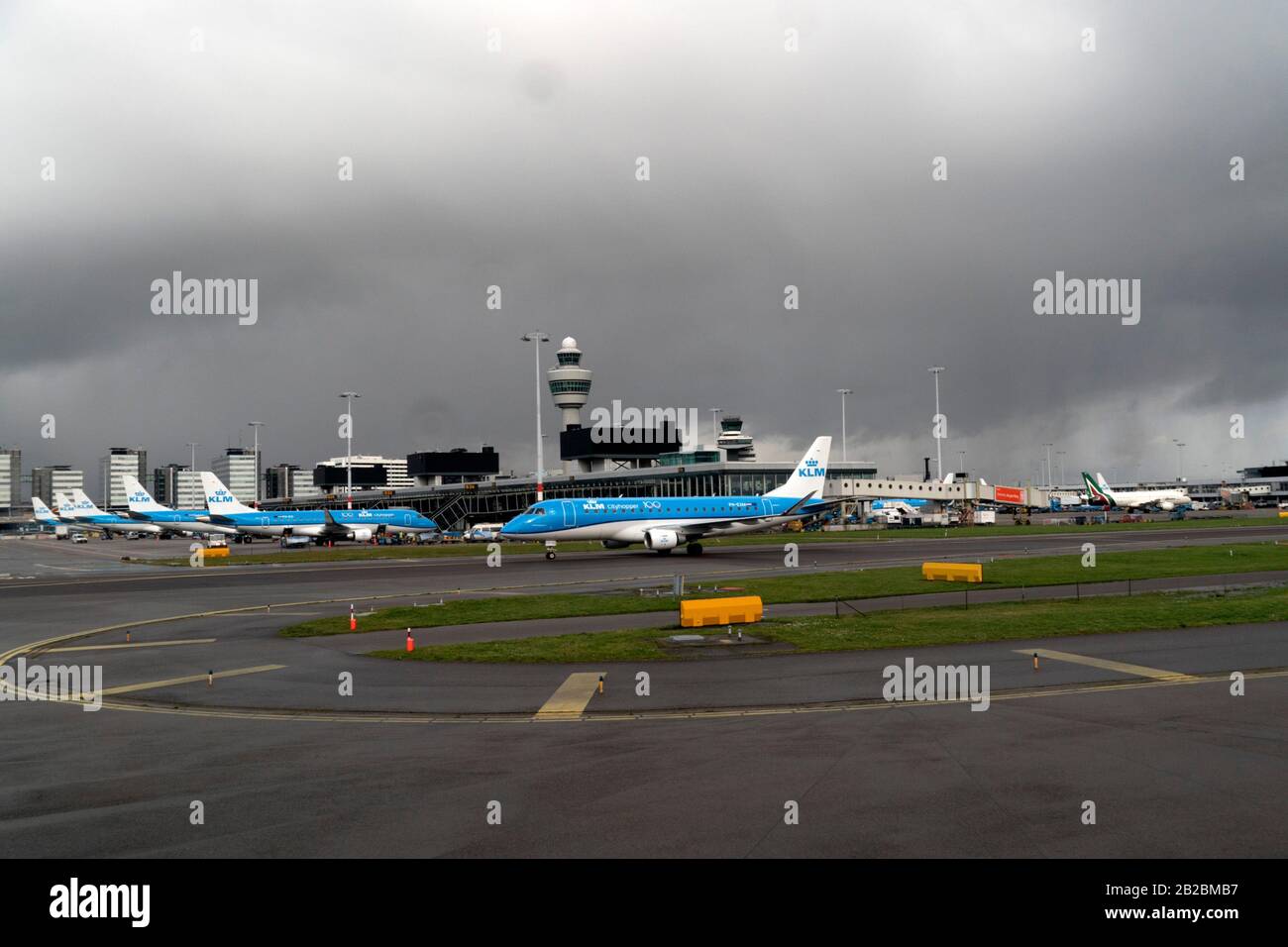 Amsterdam airport aerial hi-res stock photography and images - Alamy
