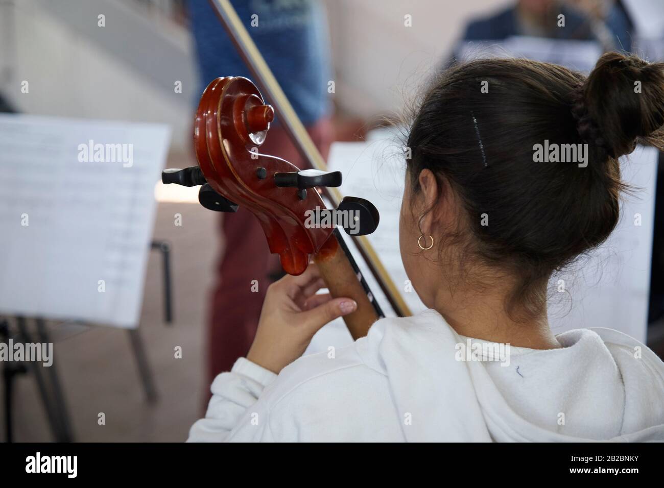 MENDOZA, ARGENTINA, 13/04/2019. Music sheet, youth orchestra rehearsal at your school, Escuela, Las Heras. Foto: Axel Lloret /  www.allofotografia.com Stock Photo