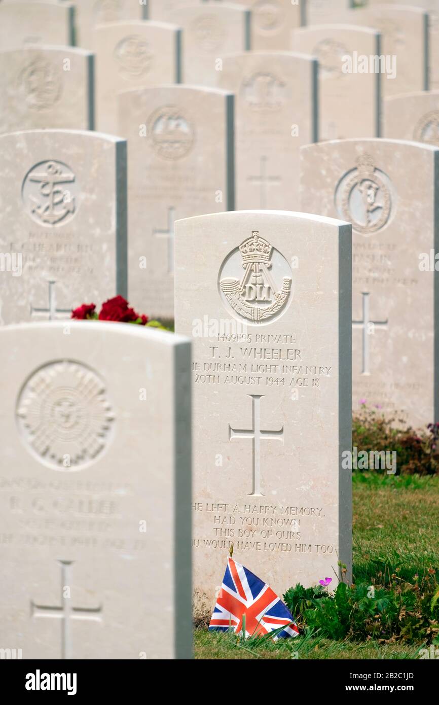 Bayeux War Cemetery - British Cemetery, Second World War, Bazenville, Calvados, Normandy, France, Europe Stock Photo