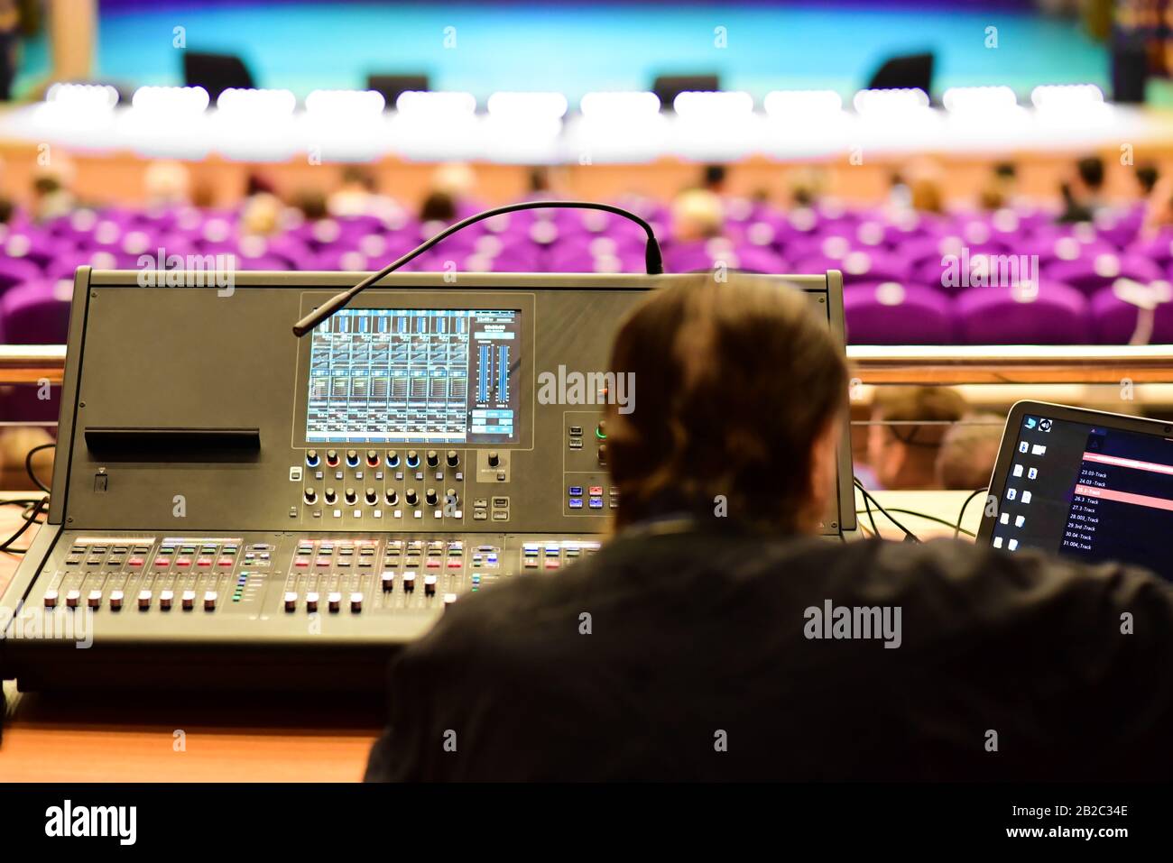 Sound engineer concert hires stock photography and images Alamy