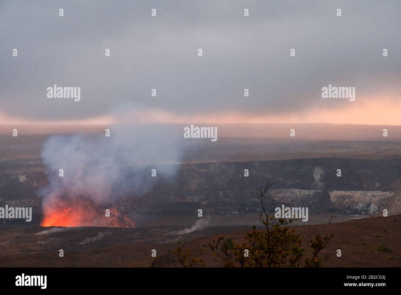 Big Island, Hawaii Kilauea volcano erupting in Hawaii Volcanoes