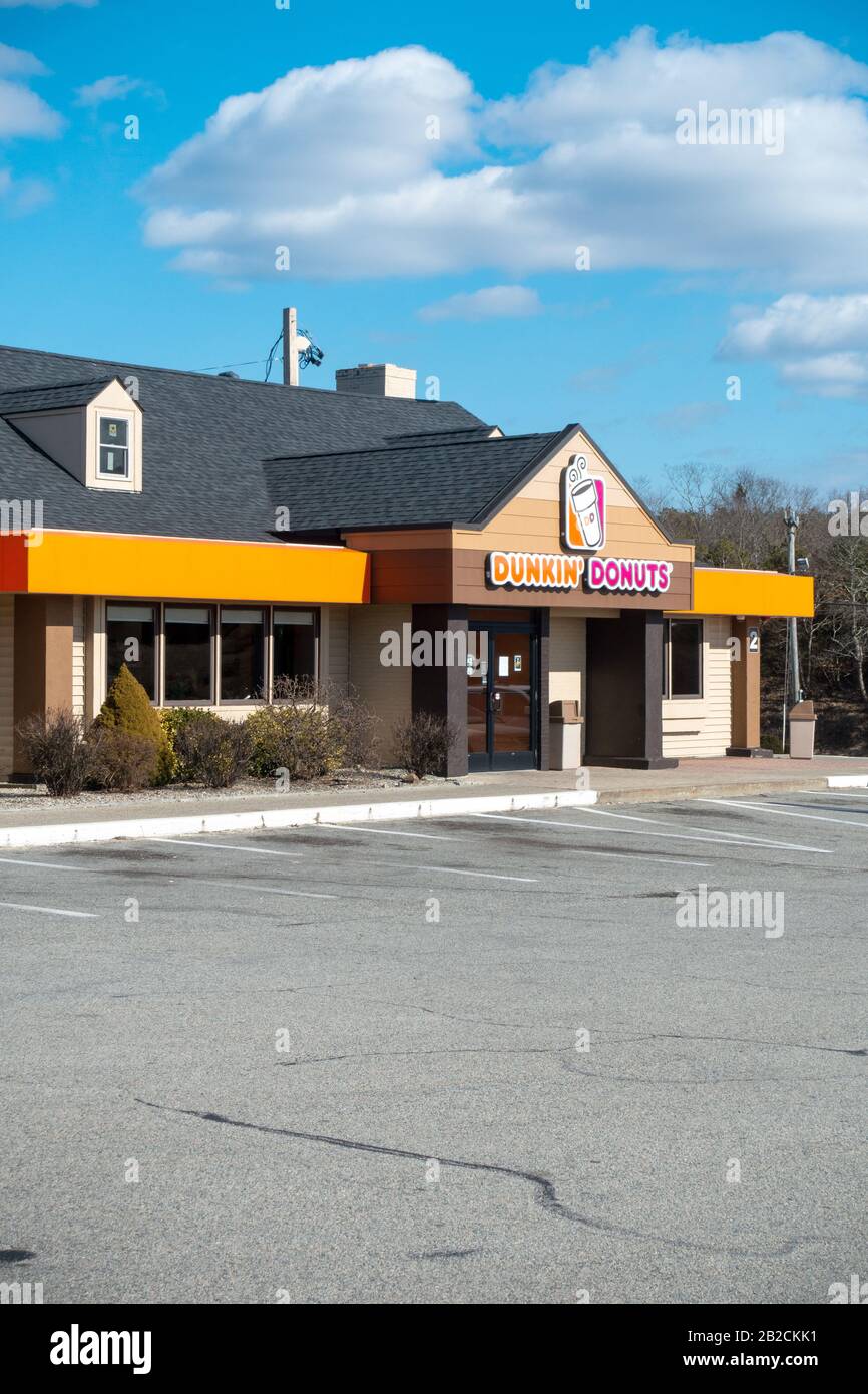 Dunkin Donuts restaurant exterior Stock Photo