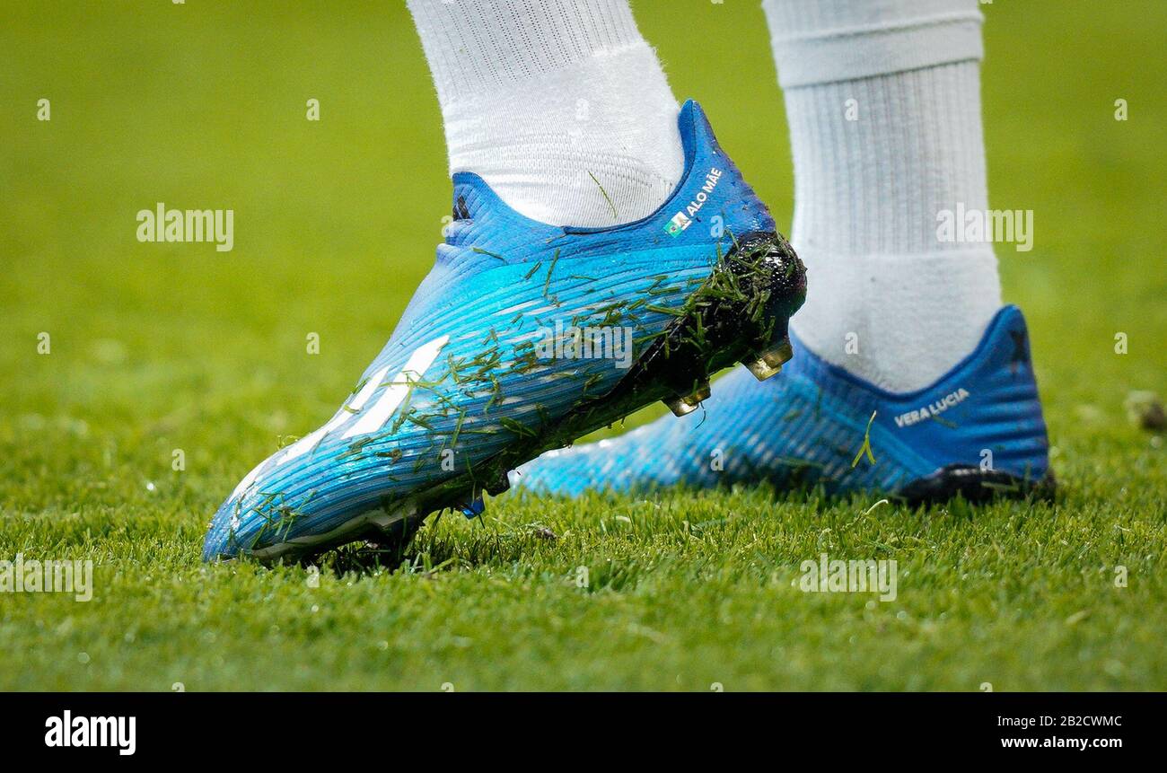 London, UK. 01st Mar, 2020. Adidas X football boots of Gabriel Jesus of Man  City displaying ALO MAE during the Carabao Cup Final match between Aston  Villa and Manchester City at Wembley