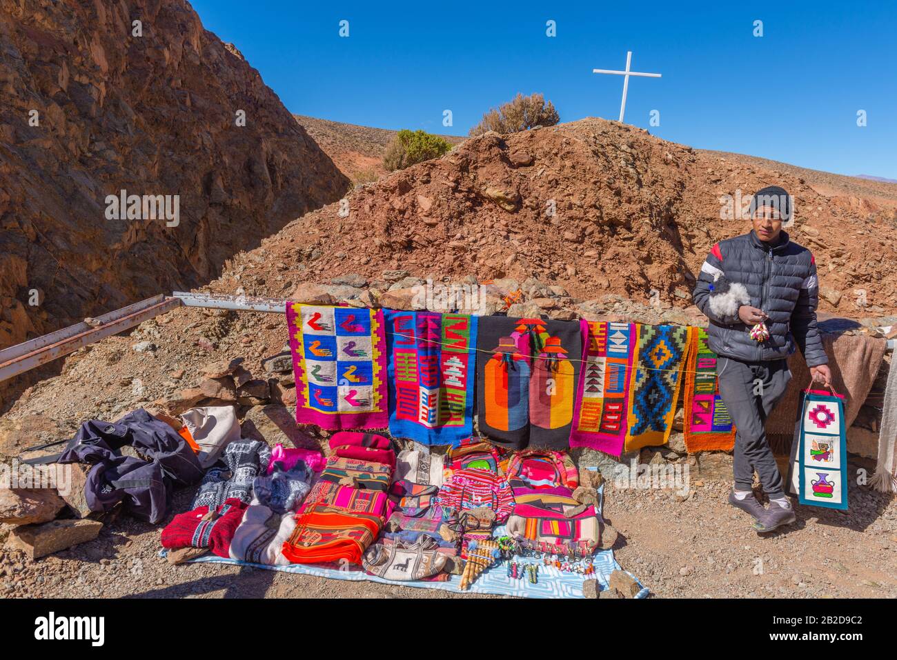 Market at the 'Viaducto La Polvorilla', 4200m ALS, final station of the 'Tren a las Nubes', Province of Salta, Andes, NW Argentine, Latin America Stock Photo