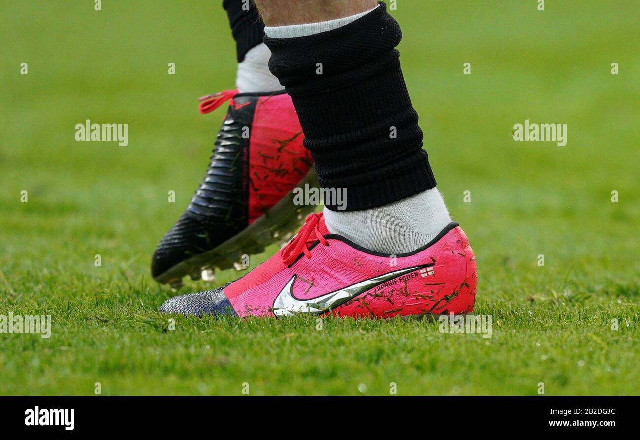 Birmingham, UK. 01st Mar, 2020. The nike football boots of Phil Foden of  Man City displaying his sons name Ronnie Foden during the Carabao Cup Final  match between Aston Villa and Manchester