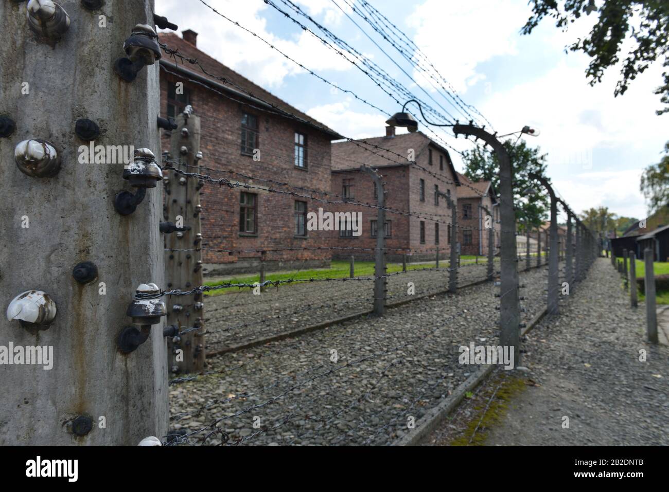 Stacheldraht, Lagergebäude, Stammlager I, Konzentrationslager, Auschwitz-Birkenau, Auschwitz, Polen Stock Photo
