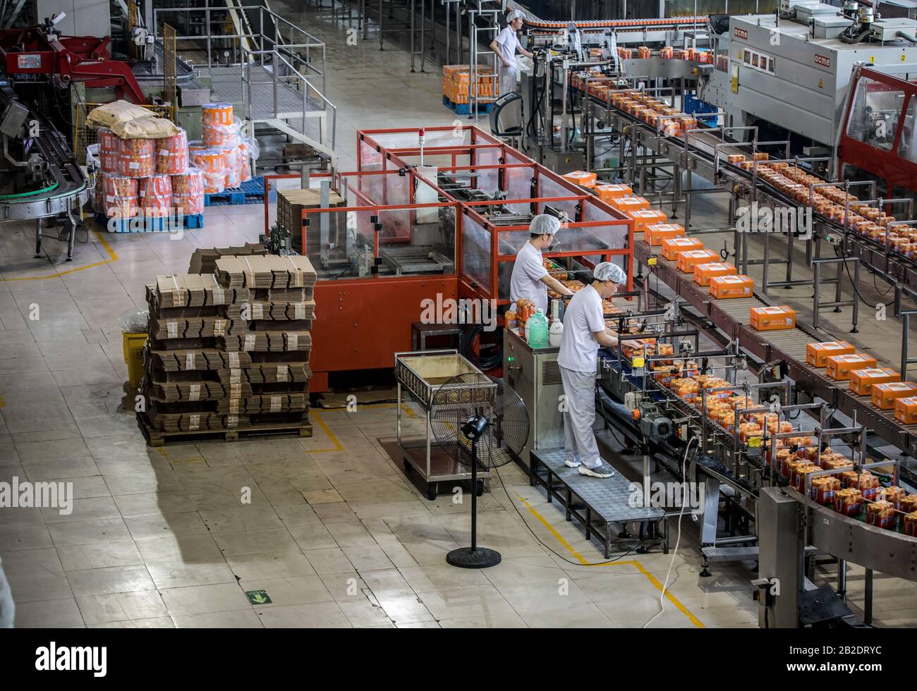 Drinks Warehouse High Resolution Stock Photography and Images Alamy