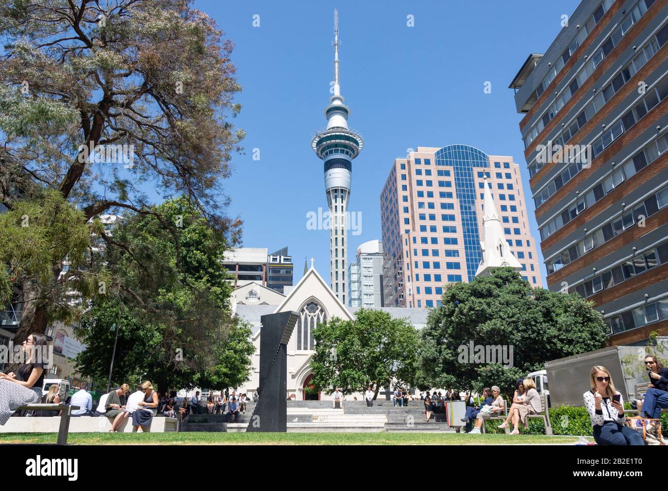 Office workers relaxing at lunchtime, Federal Square, City Centre, Auckland, Auckland Region, New Zealand Stock Photo