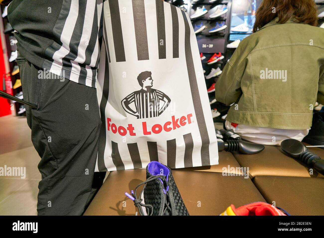 foot locker employee