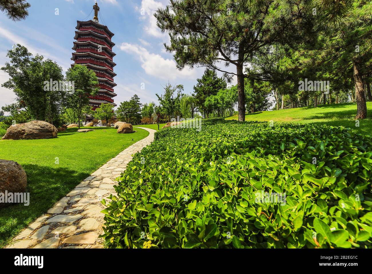 Traditional Chinese City Garden Park close-up photo Stock Photo - Alamy