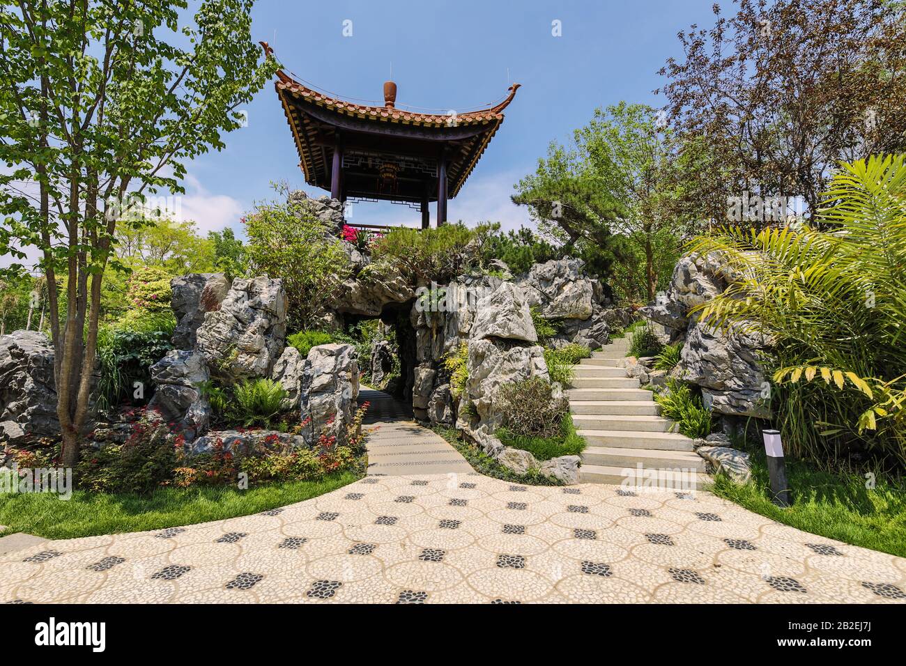 Traditional Chinese City Garden Park in Beijing Stock Photo Alamy