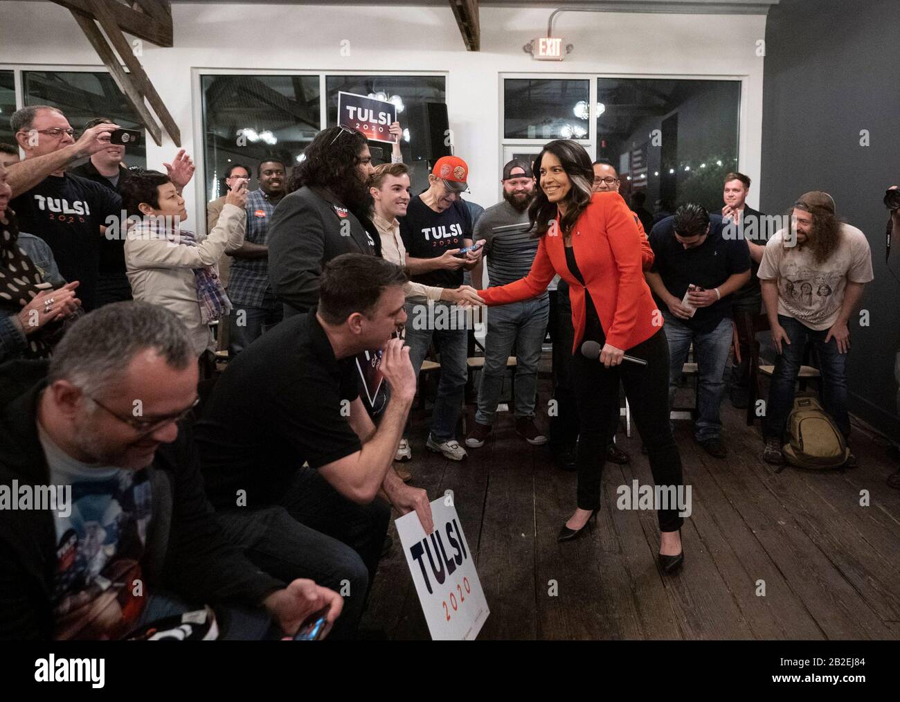 Democratic long shot presidential candidate Tulsi Gabbard campaigns on the eve of Super Tuesday with a speech in Austin to 250 supporters. Stock Photo