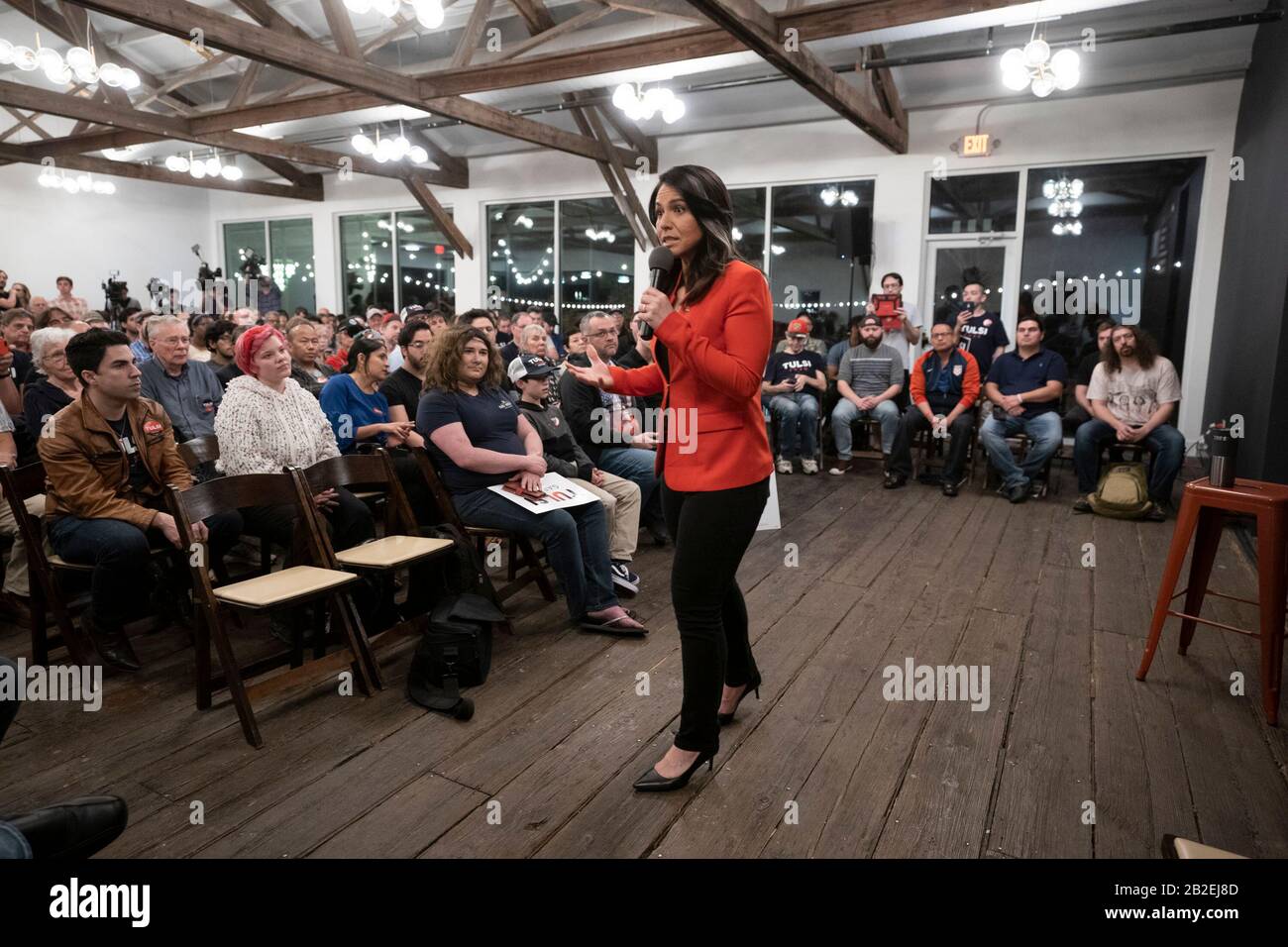 Democratic long shot presidential candidate Tulsi Gabbard campaigns on the eve of Super Tuesday with a speech in Austin to 250 supporters. Stock Photo