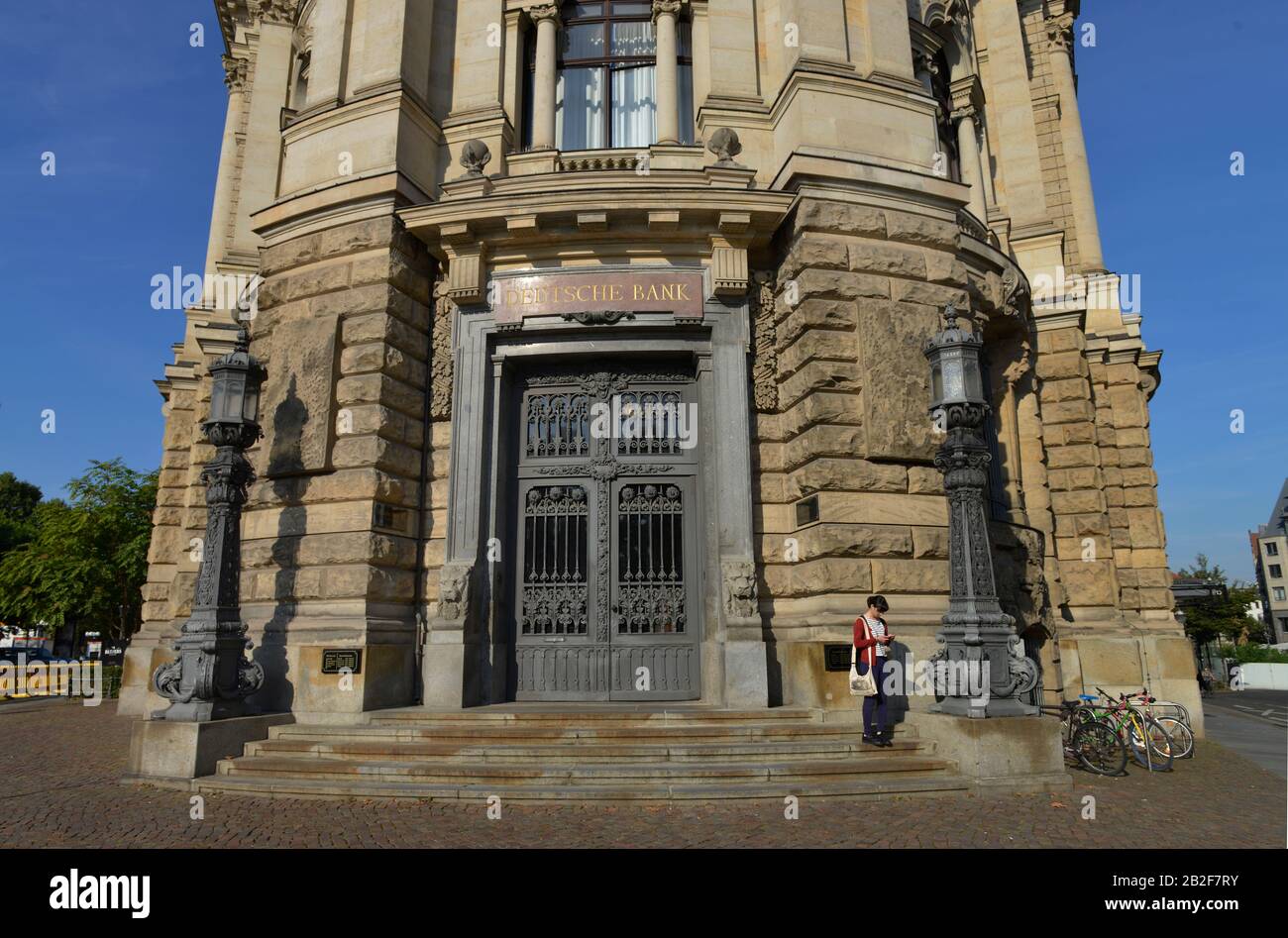 Deutsche Bank, MartinLutherRing, Leipzig, Sachsen, Deutschland Stock