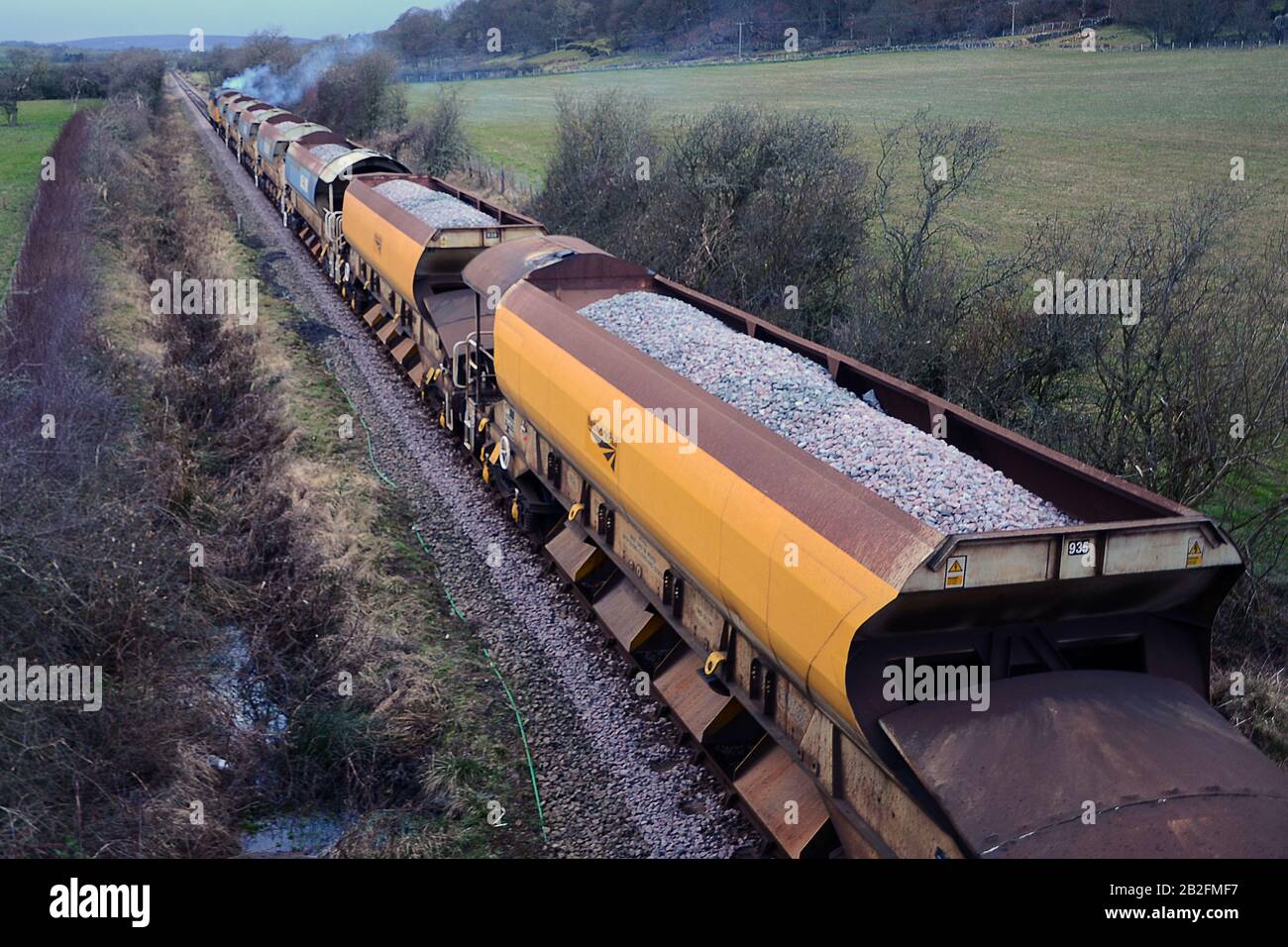 Railway ballast hires stock photography and images Alamy