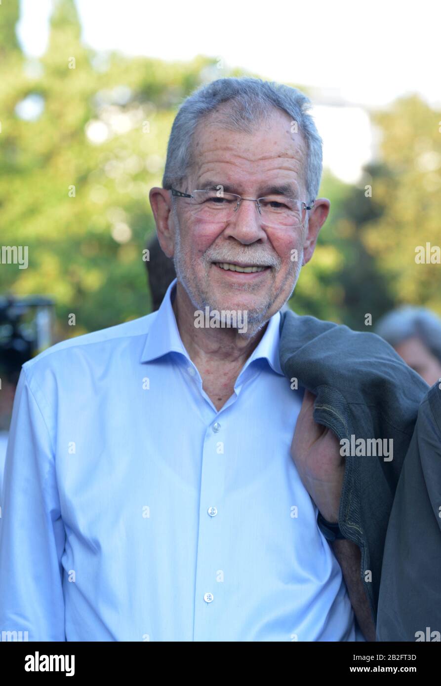 Alexander Van Der Bellen Wien Oesterreich Stock Photo Alamy
