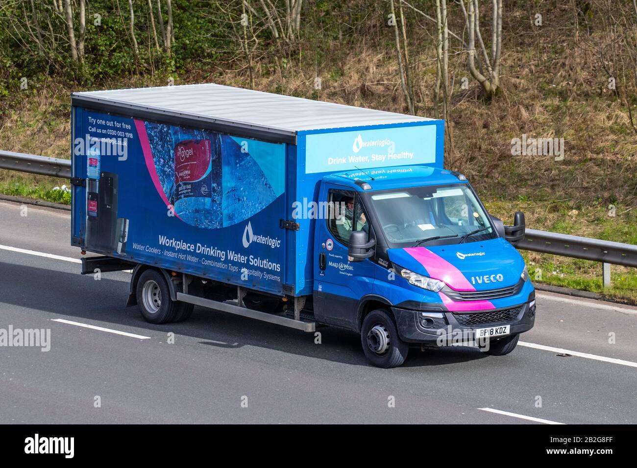 Iveco daily 72 210 hi-res stock photography and images - Alamy