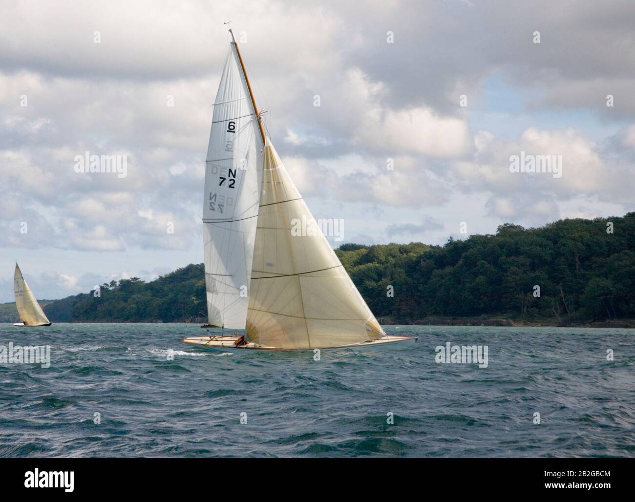 Classic 6 metre yacht hi-res stock photography and images - Alamy