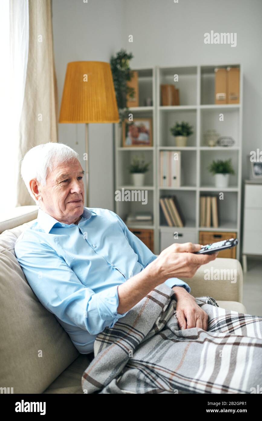 Sofa tv legs hires stock photography and images Alamy