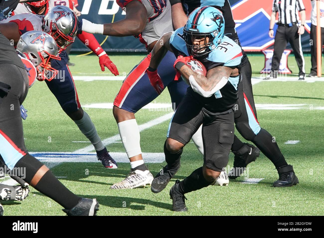 Dallas Renegades running back Cameron Artis-Payne (34)finds running room during an XFL football game, Sunday, Mar. 1, 2020, in Arlington, Texas, USA. (Photo by IOS/ESPA-Images) Stock Photo