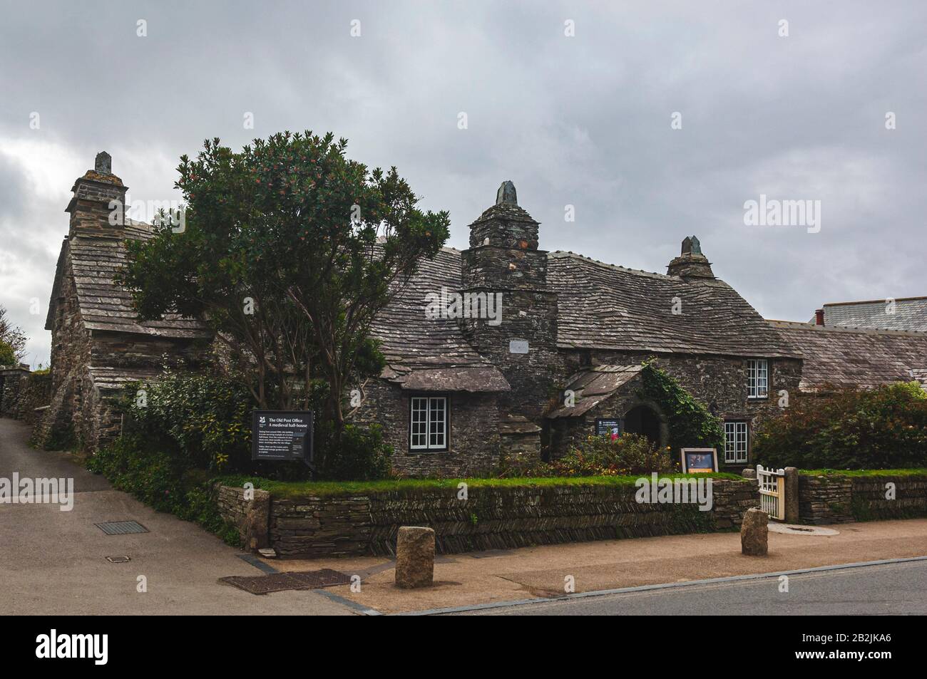The Old Post Office at Tintagel, Cornwall Stock Photo