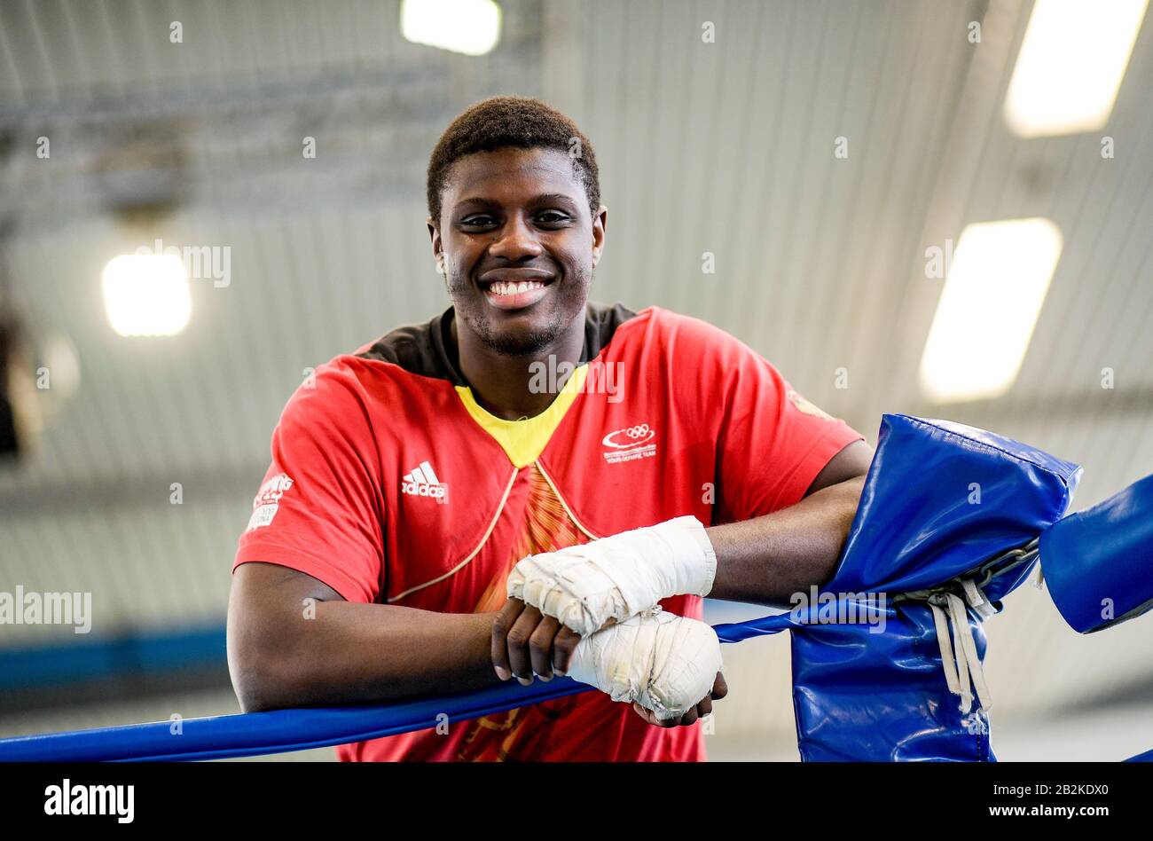 Hamburg, Germany. 03rd Mar, 2020. WBC Junior World Champion Peter Kadiru prepares for training in the boxing hall at Braamkamp. Credit: Axel Heimken/dpa/Alamy Live News Stock Photo