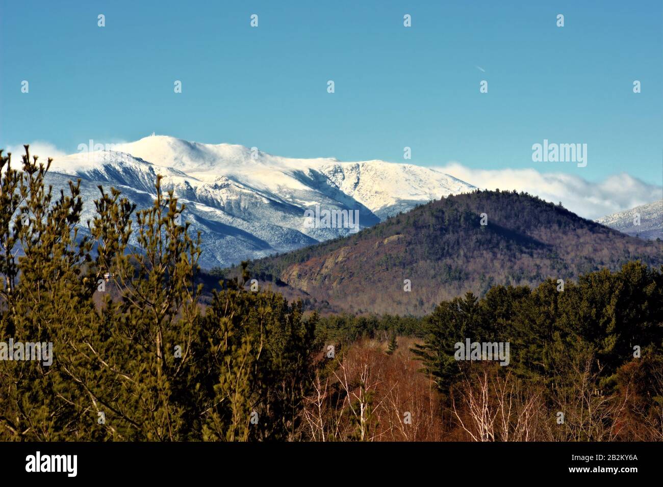 Mount washington observatory hi-res stock photography and images - Alamy