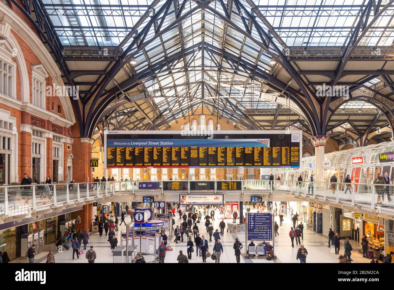 Liverpool Street Train Station Concourse London UK Stock Photo Alamy