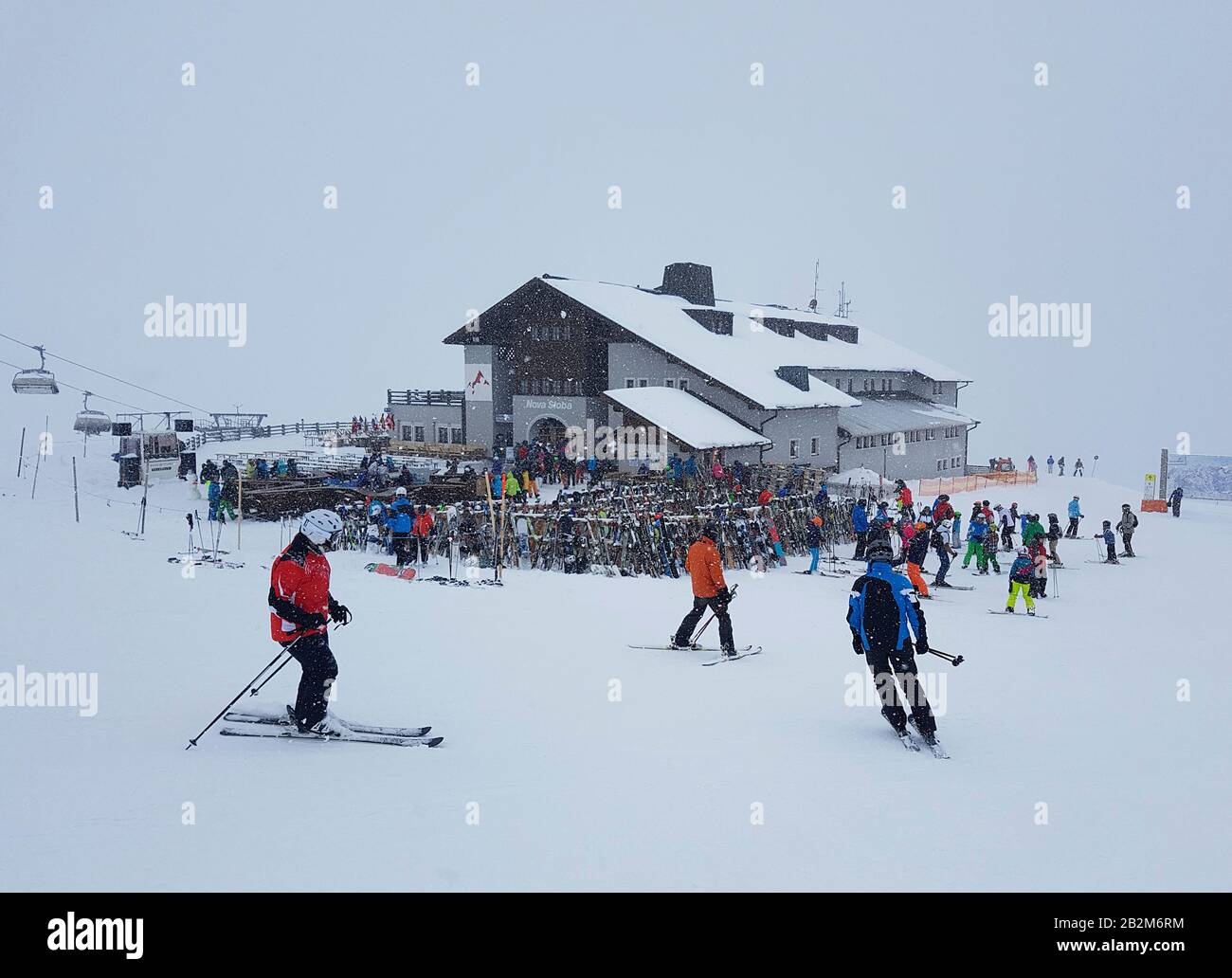 Schnee, Huette ´Nova Stoba´, Skipiste  Gaschurn, Silvretta-Montafon, Vorarlberg, Oesterreich Stock Photo