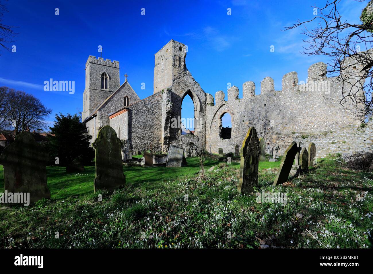 View of Weybourne Priory and All Saints Church, Weybourne village, North Norfolk, England, UK Stock Photo