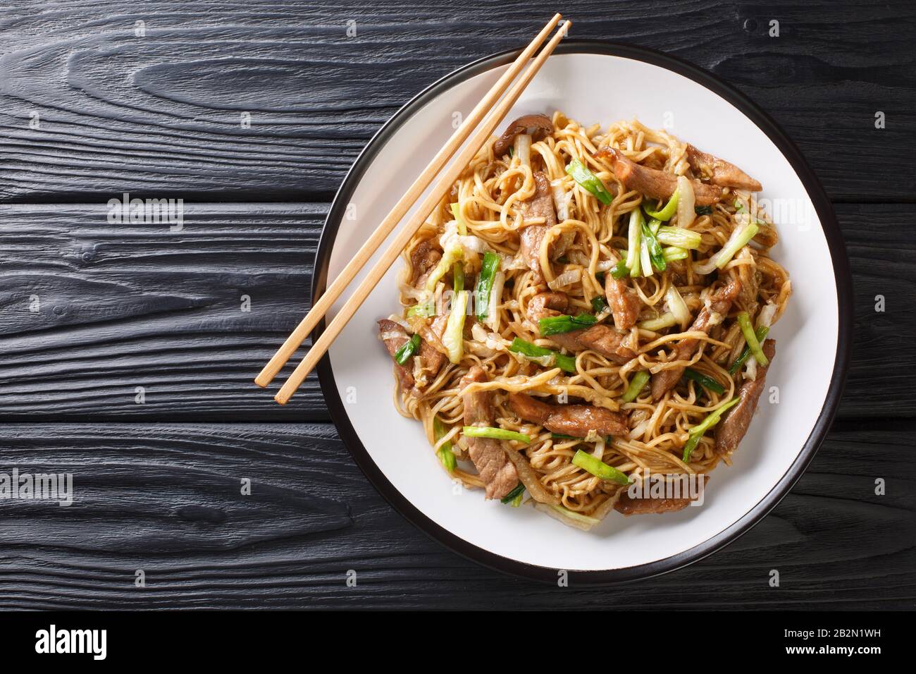 Chinese fried noodle hires stock photography and images Alamy